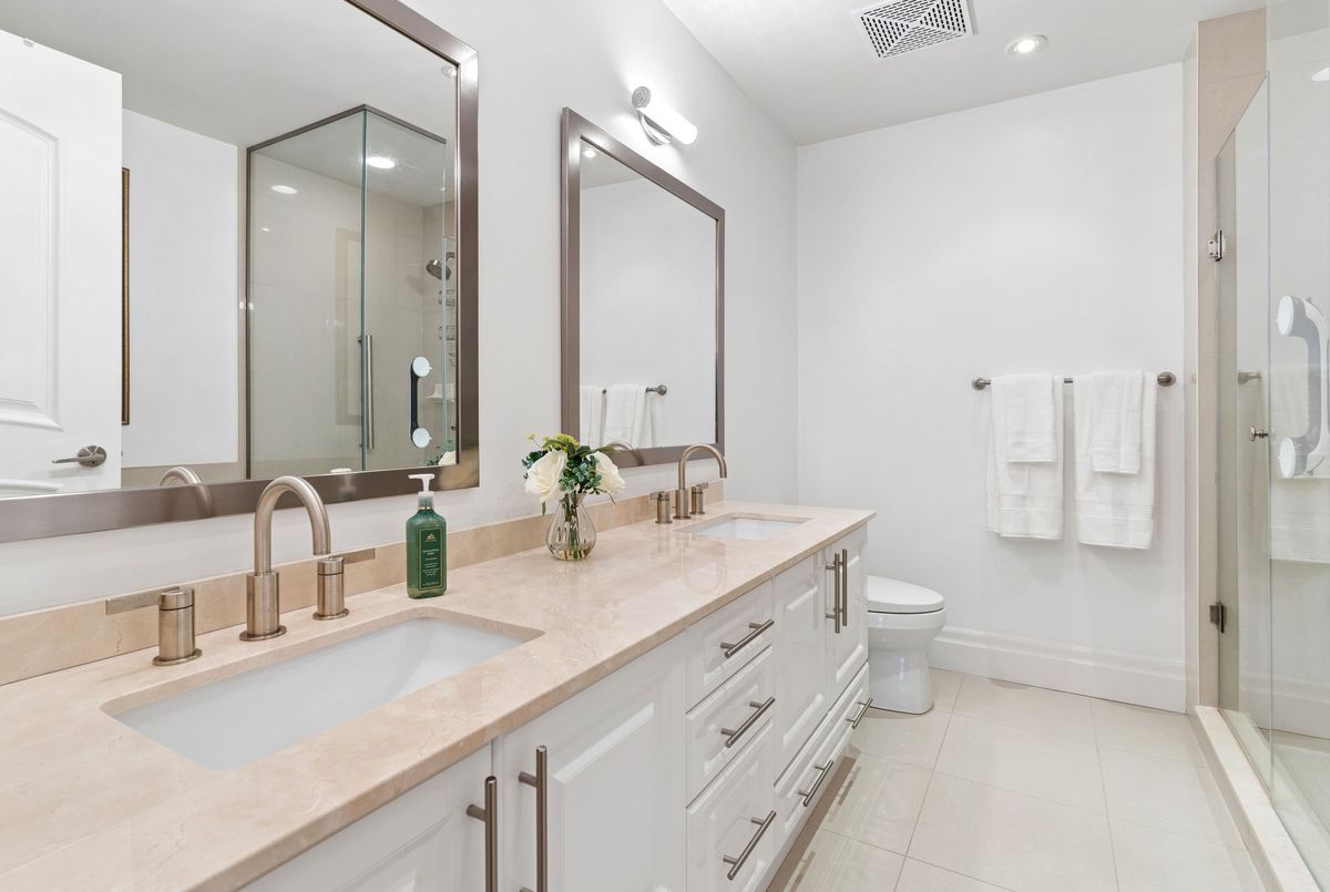 16 Harbour Street Toronto 16 Harbour Street Toronto