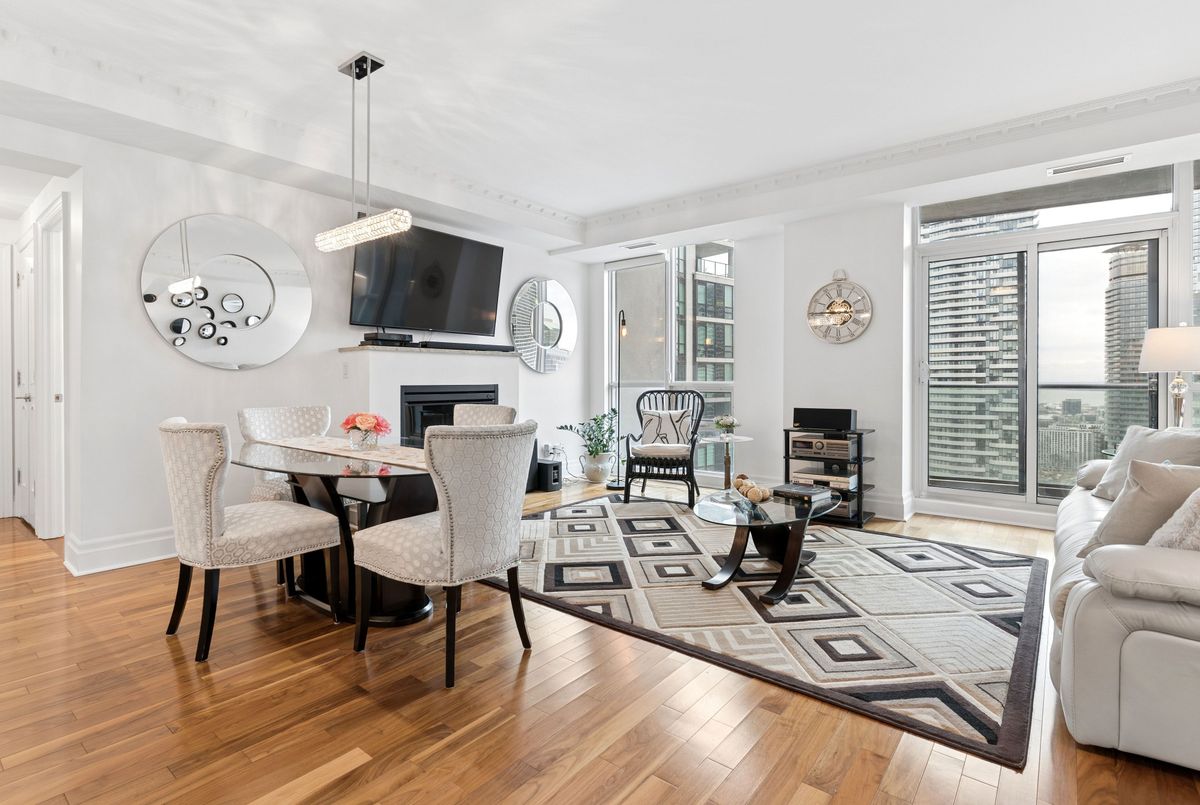 16 Harbour Street Toronto 16 Harbour Street Toronto