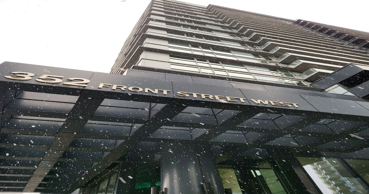352 Front Street W Toronto