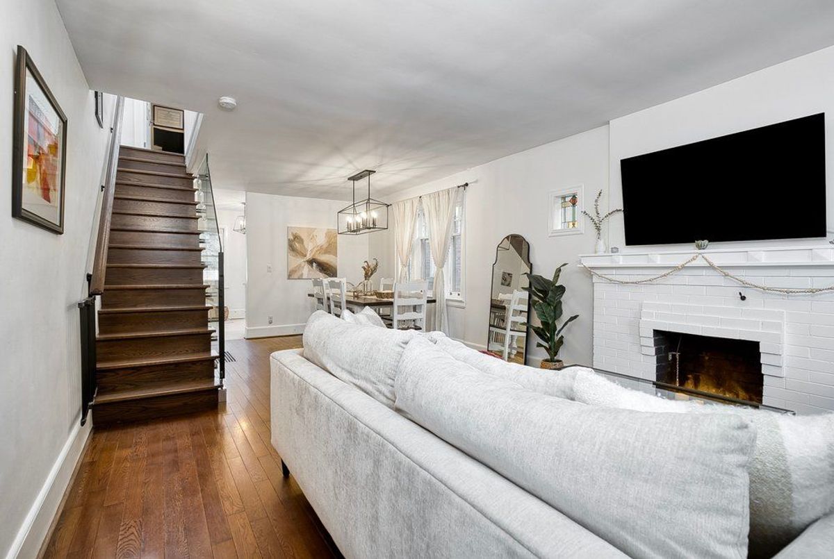 554 Balliol Street Toronto 554 Balliol Street Toronto