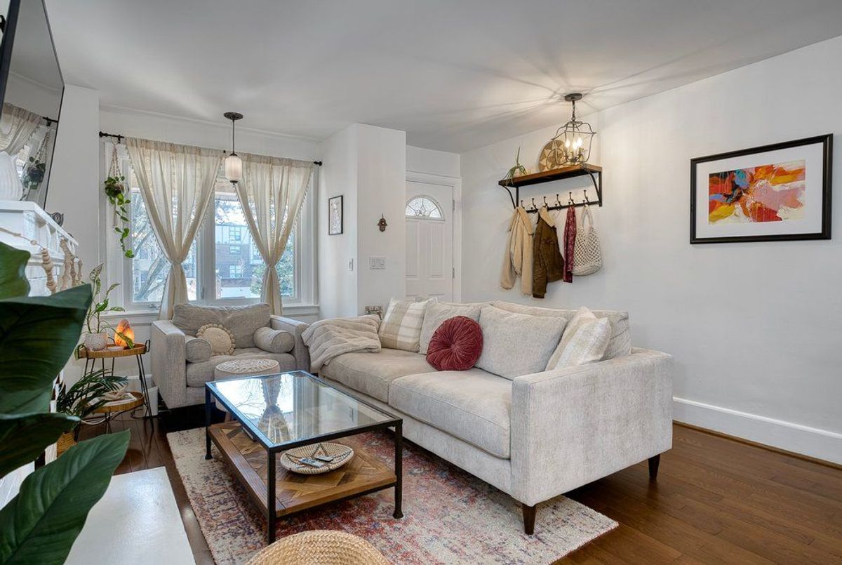 554 Balliol Street Toronto 554 Balliol Street Toronto