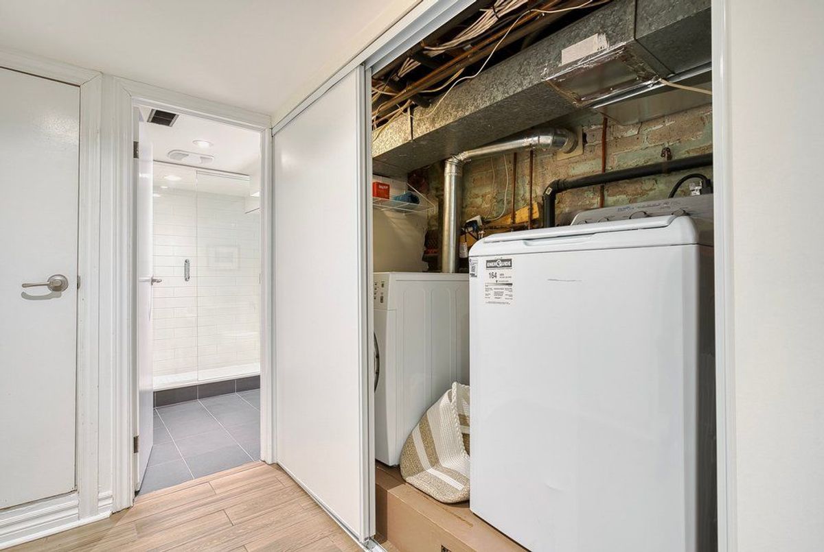 554 Balliol Street Toronto 554 Balliol Street Toronto