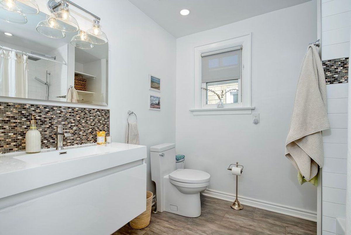 554 Balliol Street Toronto 554 Balliol Street Toronto