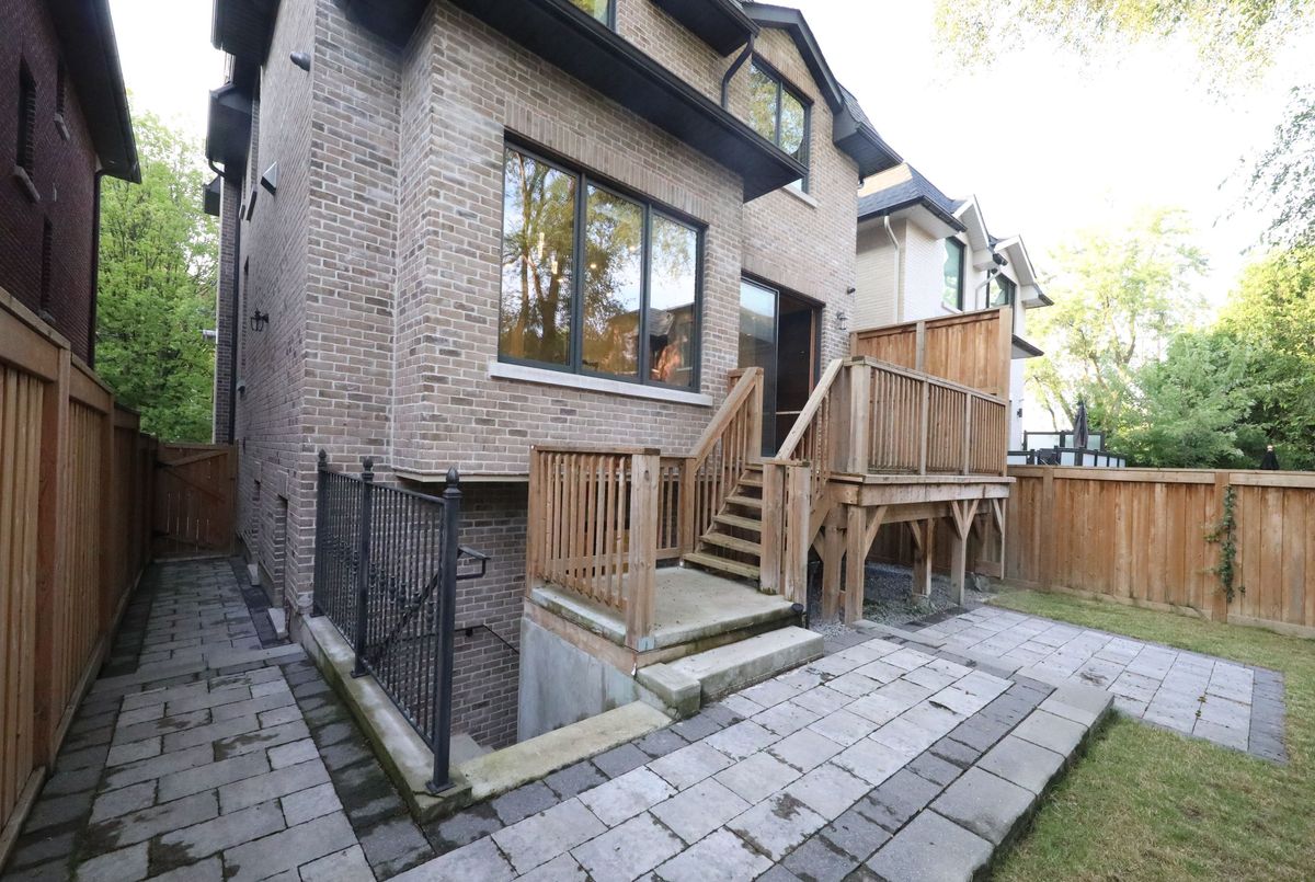 31 Evergreen Gardens Toronto 31 Evergreen Gardens Toronto