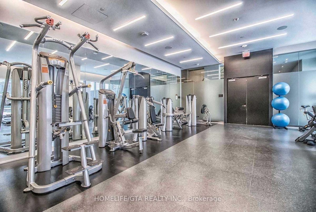 101 Erskine Avenue Toronto 101 Erskine Avenue Toronto