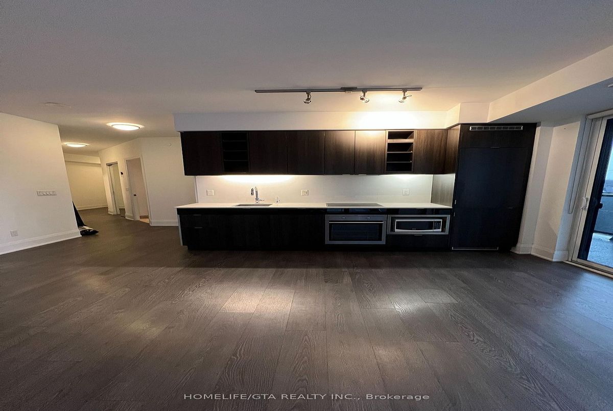 101 Erskine Avenue Toronto 101 Erskine Avenue Toronto