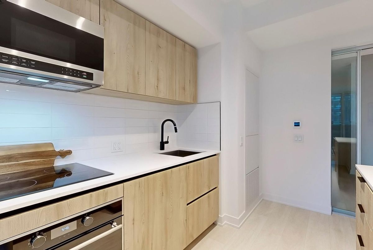 117 Broadway Avenue Toronto 117 Broadway Avenue Toronto