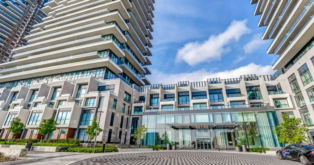 20 Inn On The Park Drive Toronto