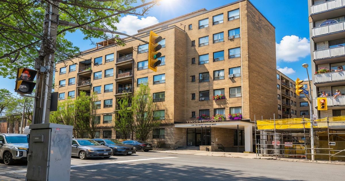 660 Eglinton Avenue W Toronto