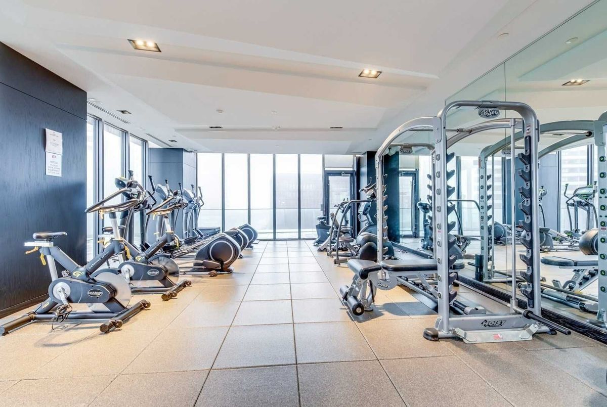 8 Eglinton Avenue E Toronto 8 Eglinton Avenue E Toronto