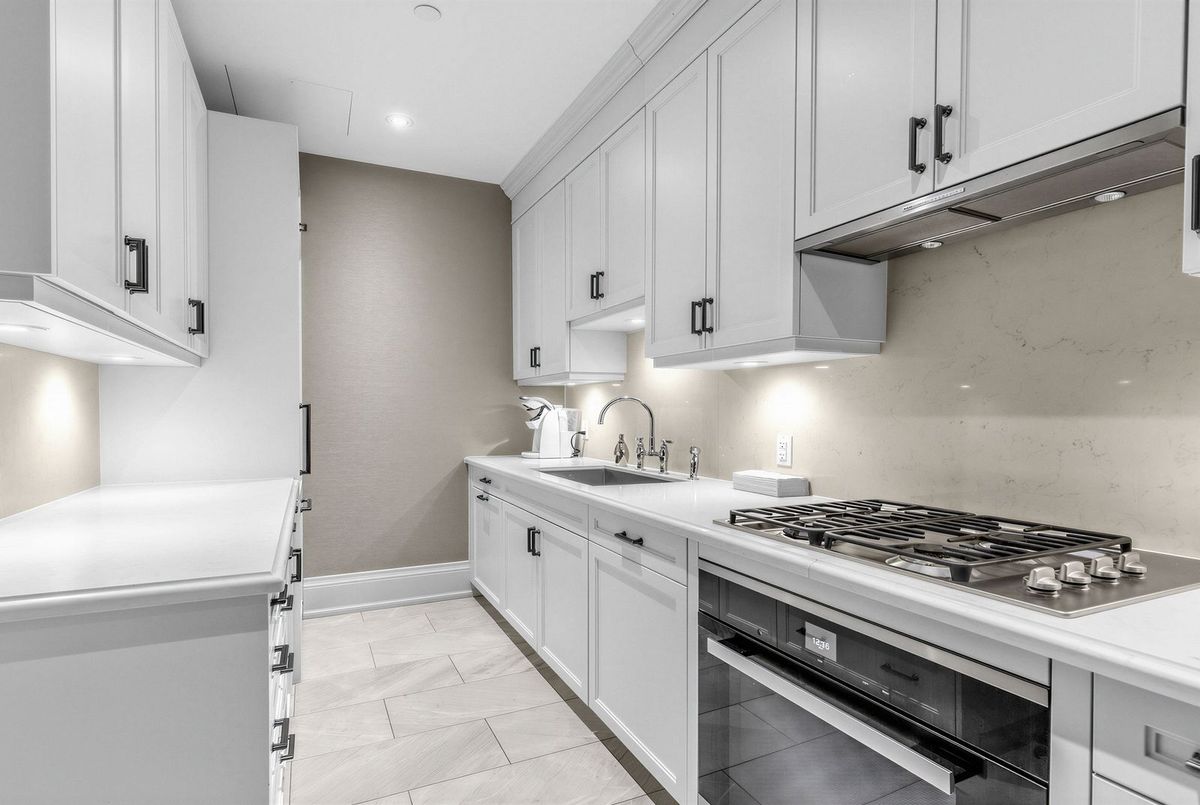 133 Hazelton Avenue Toronto 133 Hazelton Avenue Toronto