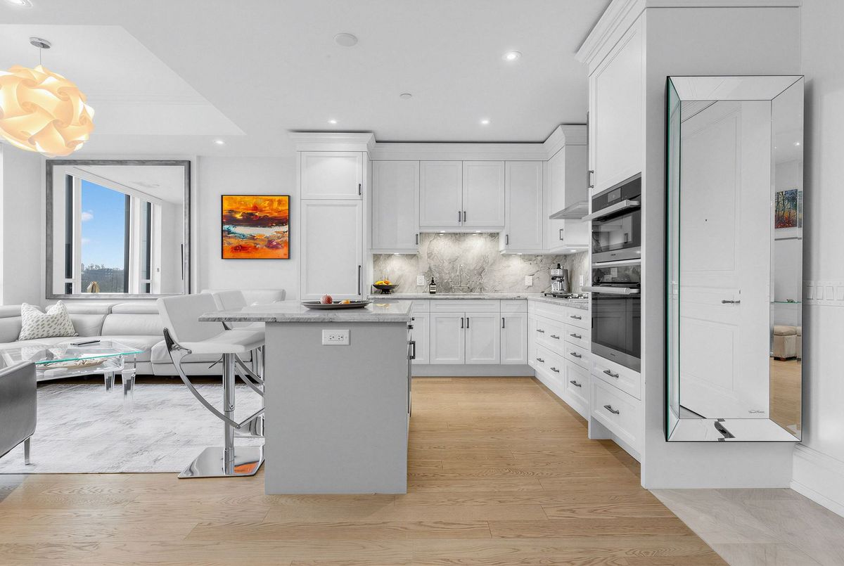 133 Hazelton Avenue Toronto 133 Hazelton Avenue Toronto