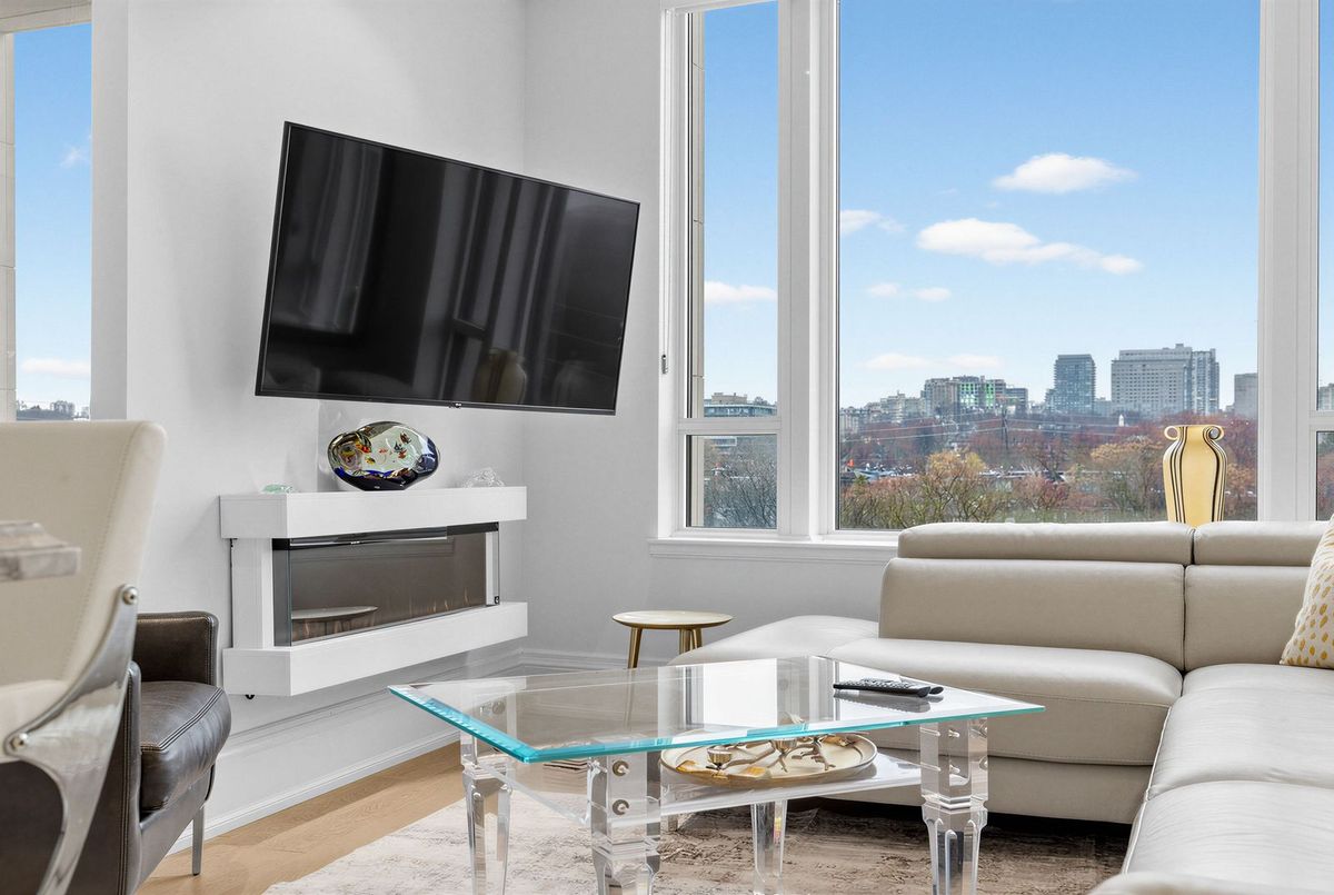 133 Hazelton Avenue Toronto 133 Hazelton Avenue Toronto