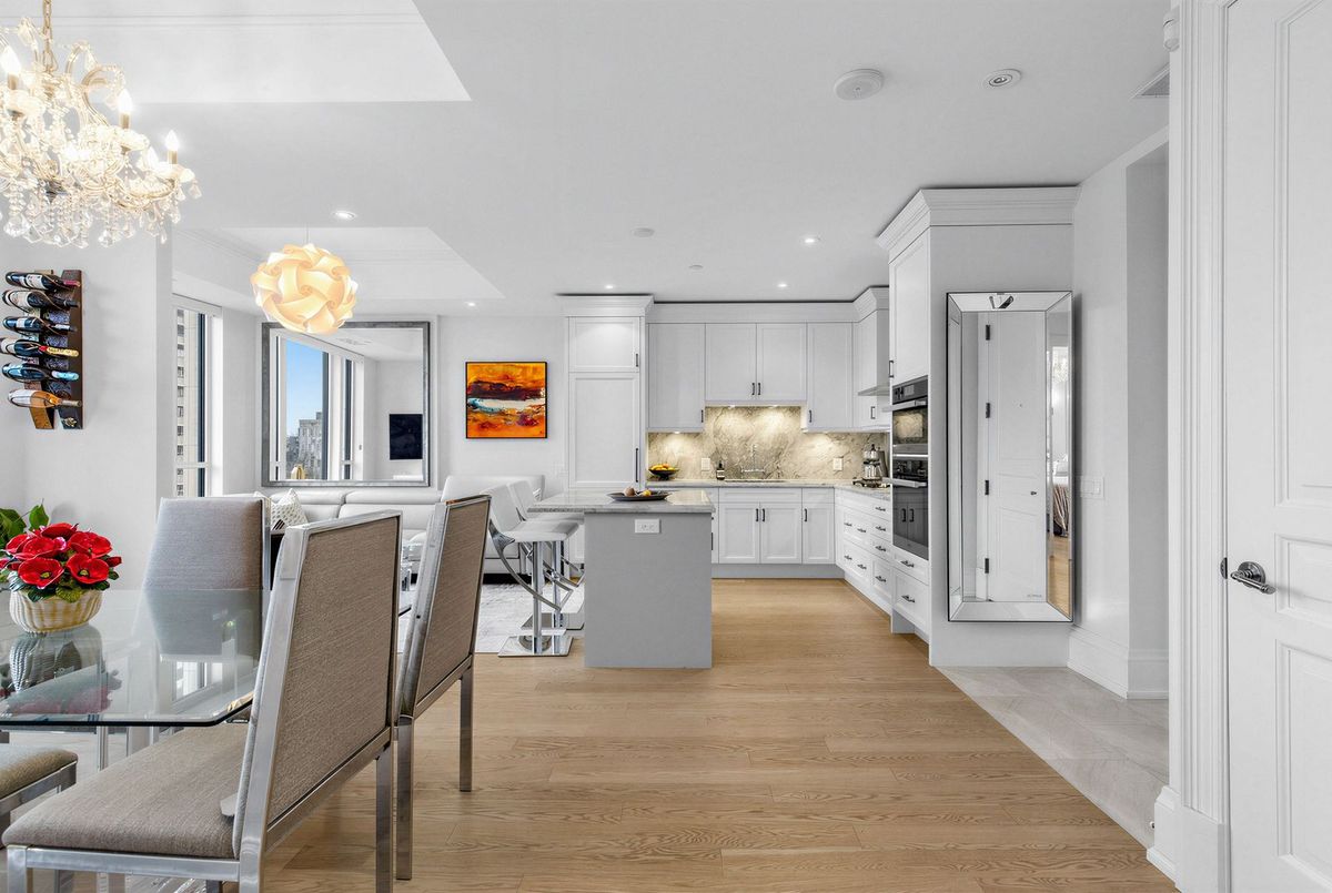 133 Hazelton Avenue Toronto 133 Hazelton Avenue Toronto