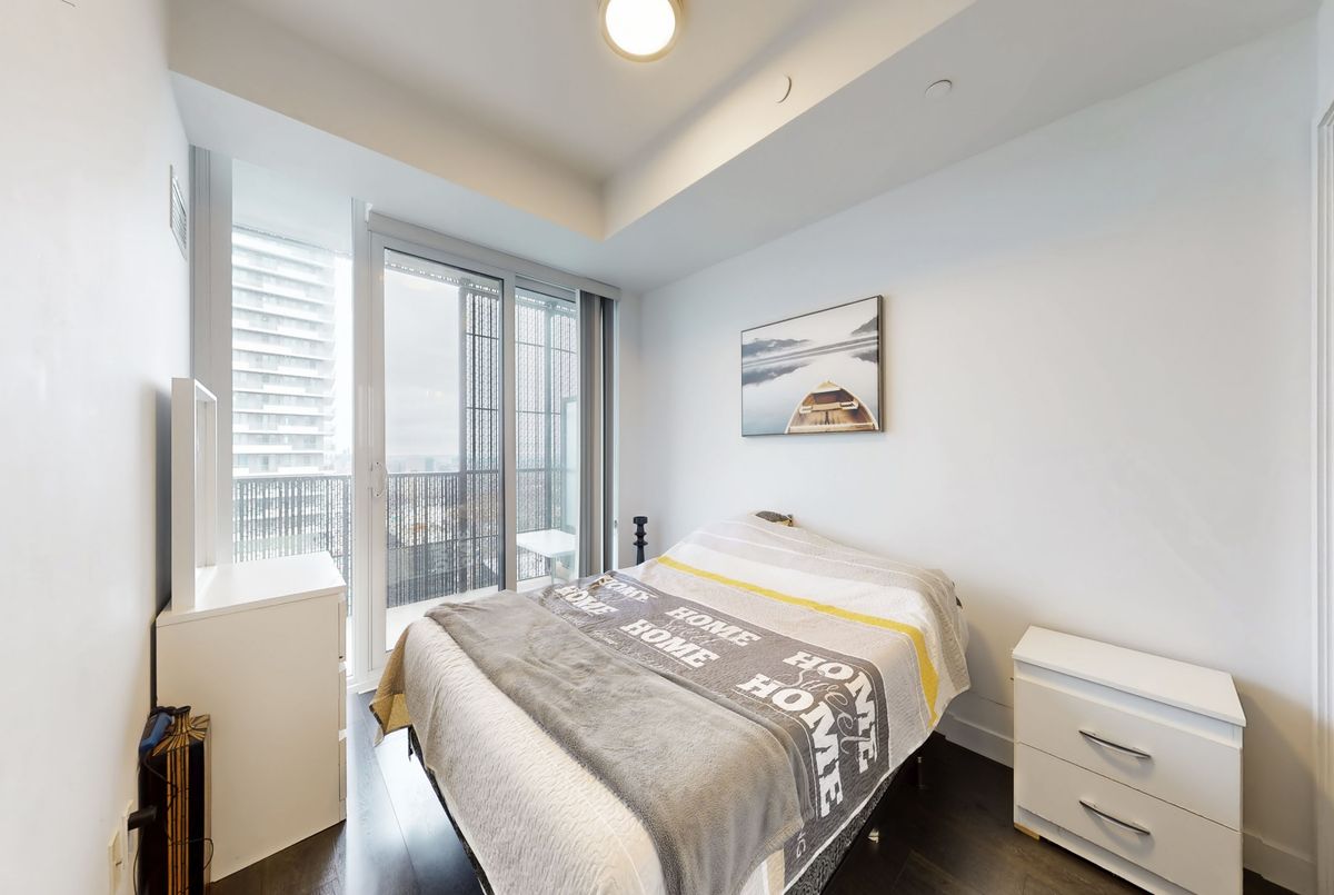 8 Eglinton Avenue E Toronto 8 Eglinton Avenue E Toronto