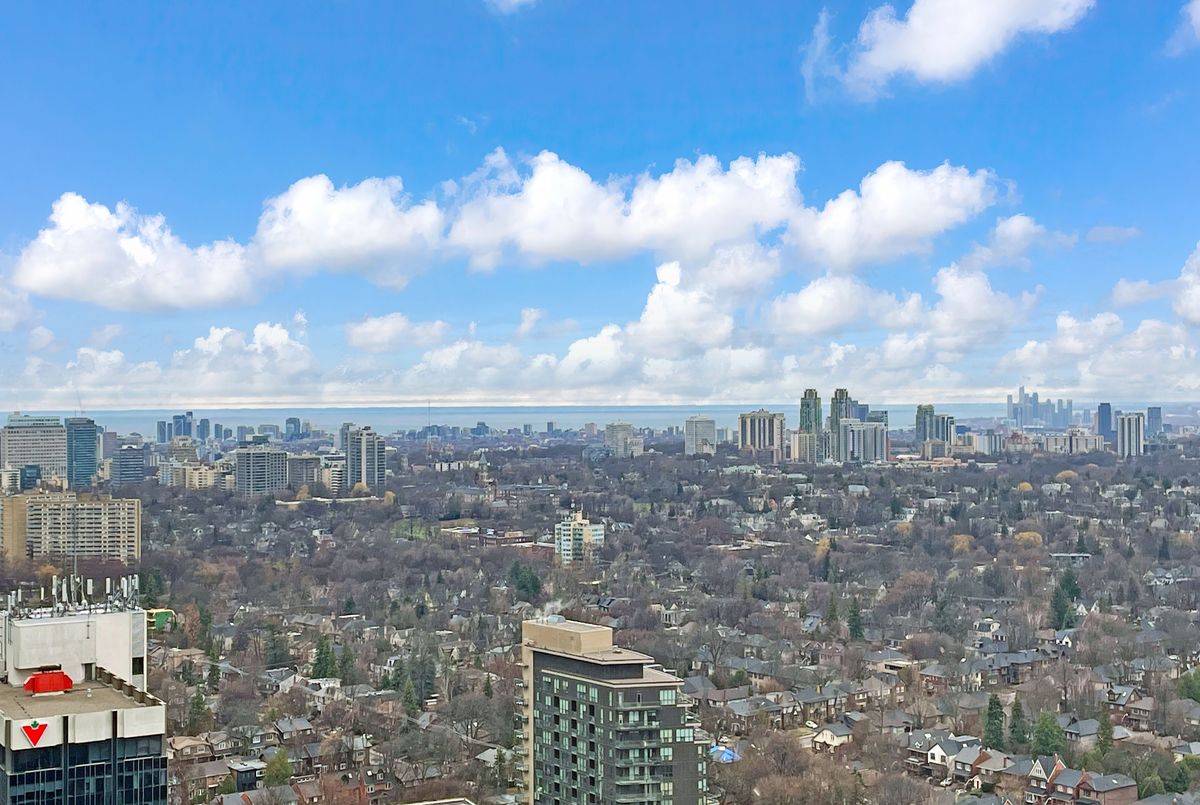 8 Eglinton Avenue E Toronto 8 Eglinton Avenue E Toronto