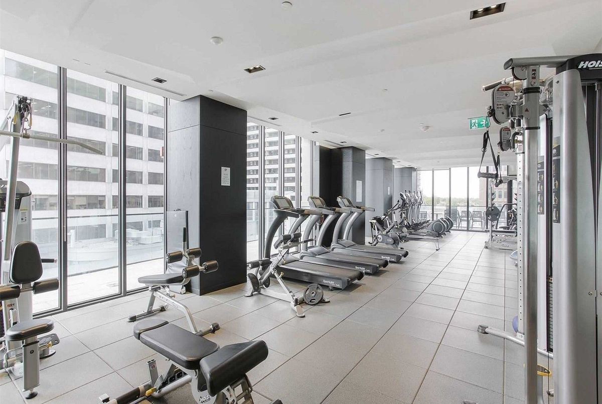 8 Eglinton Avenue E Toronto 8 Eglinton Avenue E Toronto