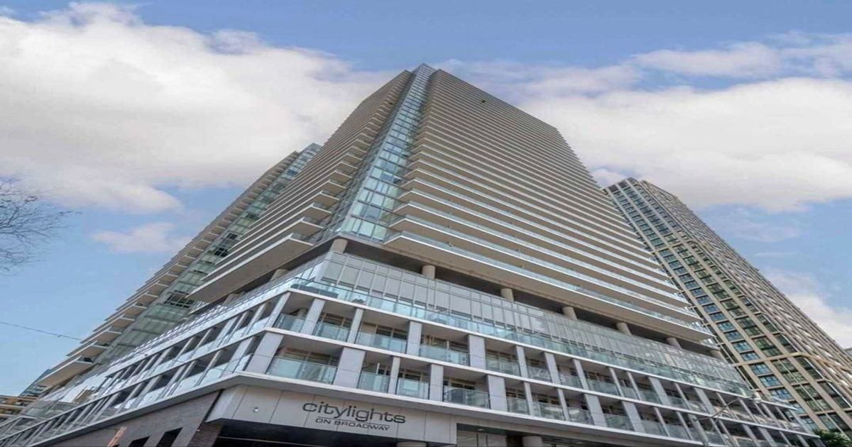 99 Broadway Avenue Toronto