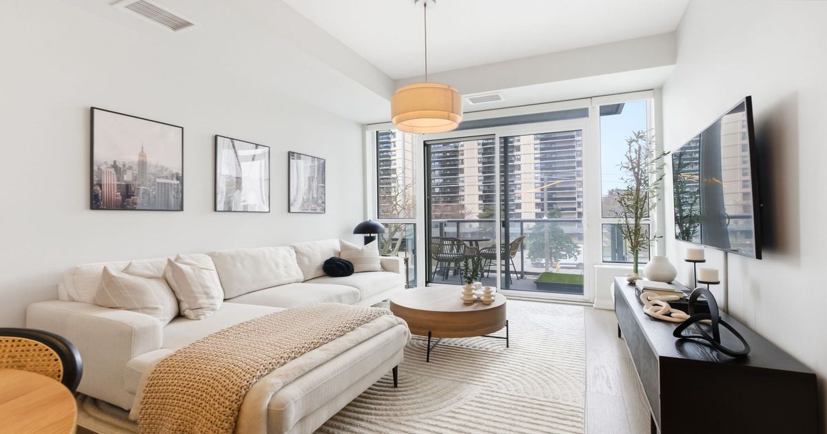 101 Erskine Avenue Toronto