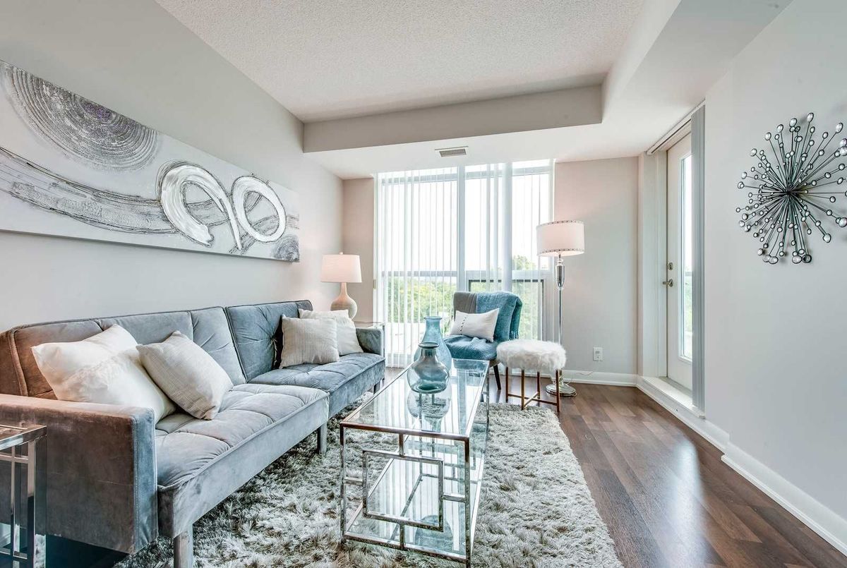 17 Anndale Drive Toronto 17 Anndale Drive Toronto