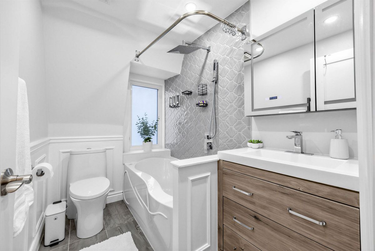 623 Dupont Street Toronto 623 Dupont Street Toronto