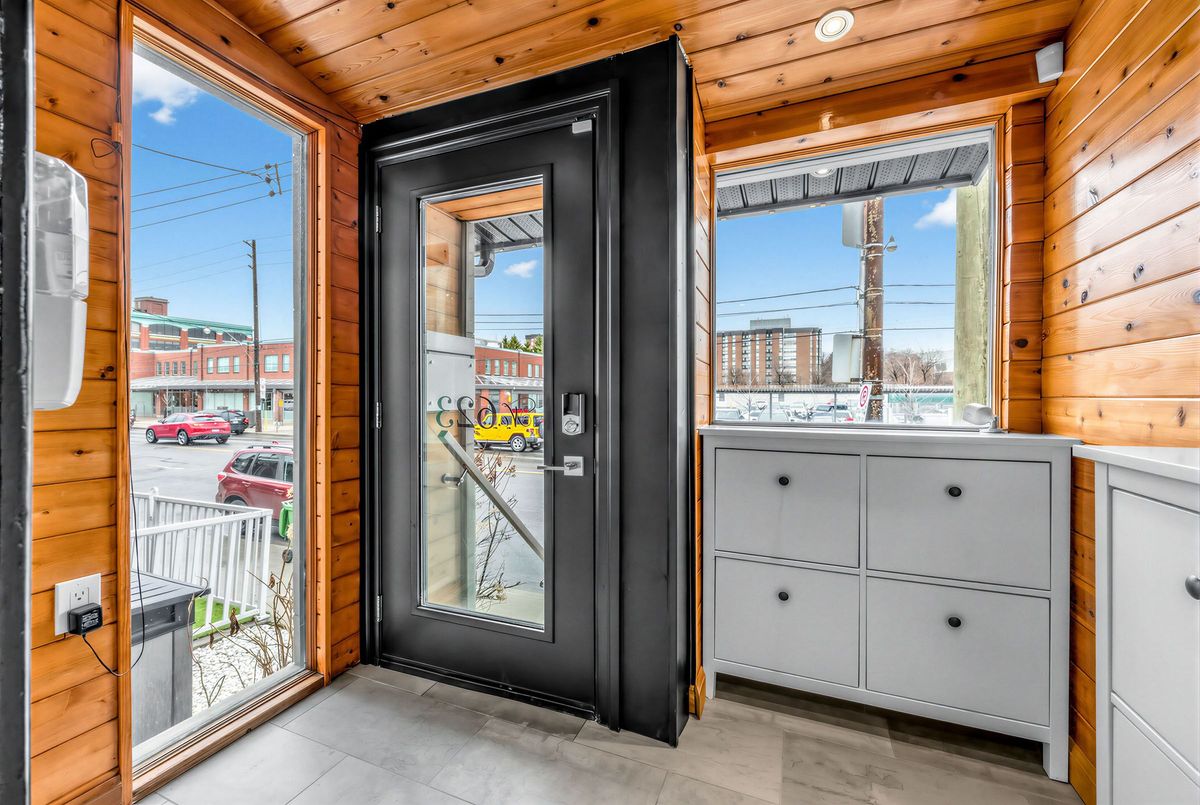 623 Dupont Street Toronto 623 Dupont Street Toronto