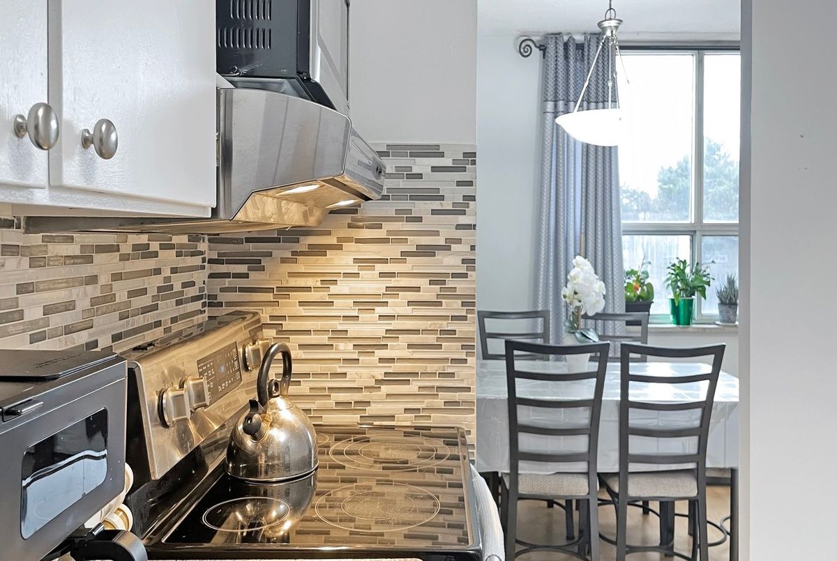 5 Parkway Forest Drive Toronto 5 Parkway Forest Drive Toronto