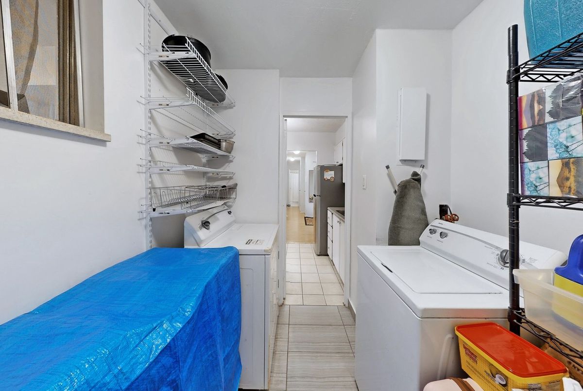 5 Parkway Forest Drive Toronto 5 Parkway Forest Drive Toronto