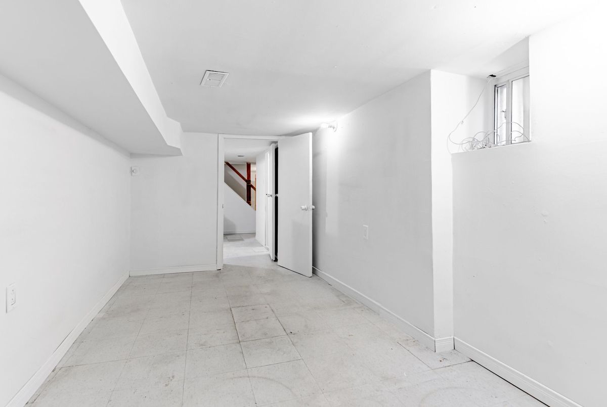 1188 Ossington Avenue Toronto 1188 Ossington Avenue Toronto
