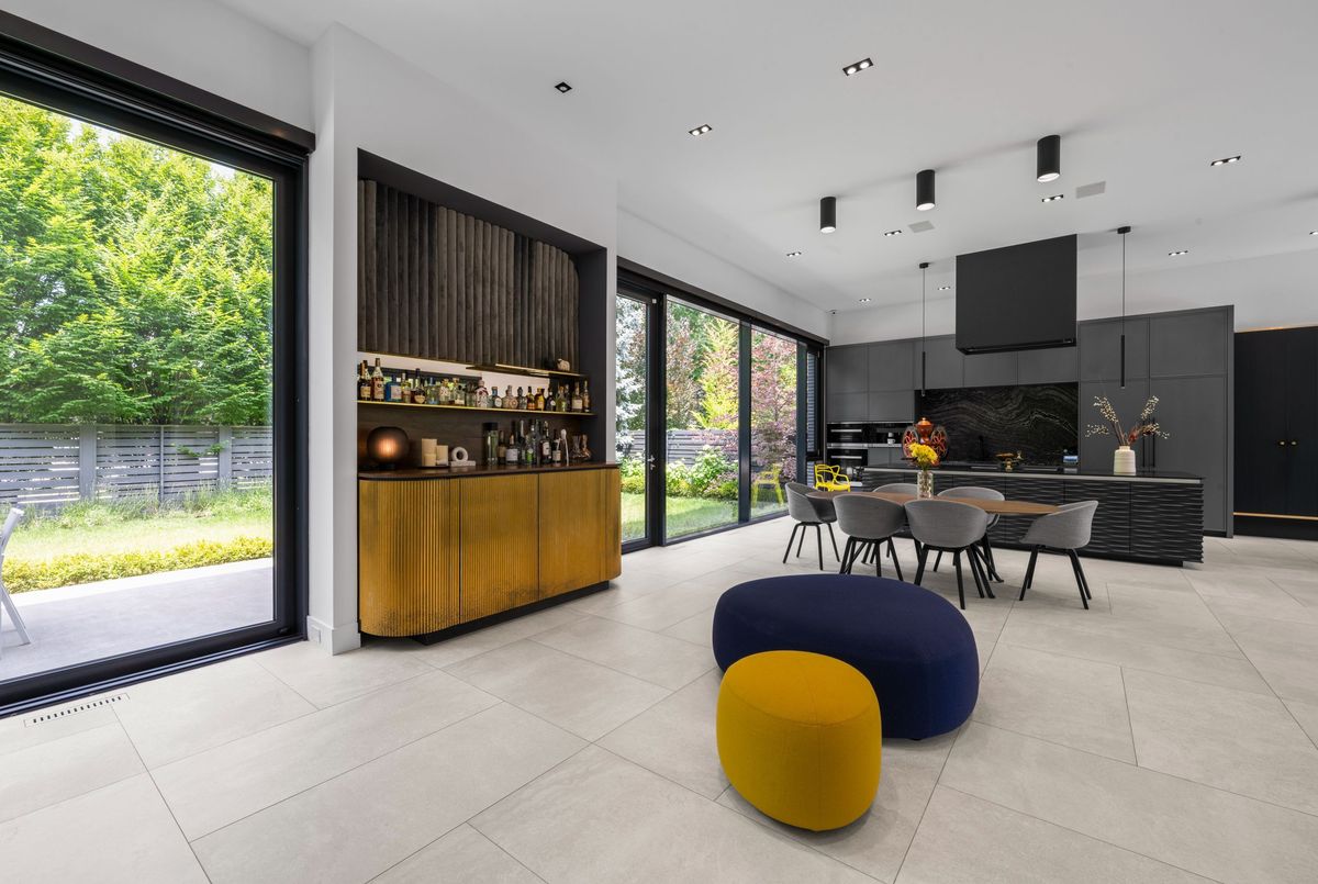 108 Stratford Crescent Toronto 108 Stratford Crescent Toronto