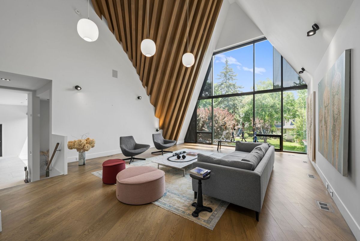 108 Stratford Crescent Toronto 108 Stratford Crescent Toronto