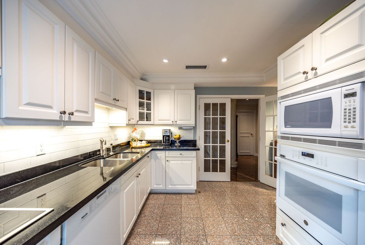 2 Doncliffe Place Toronto 2 Doncliffe Place Toronto