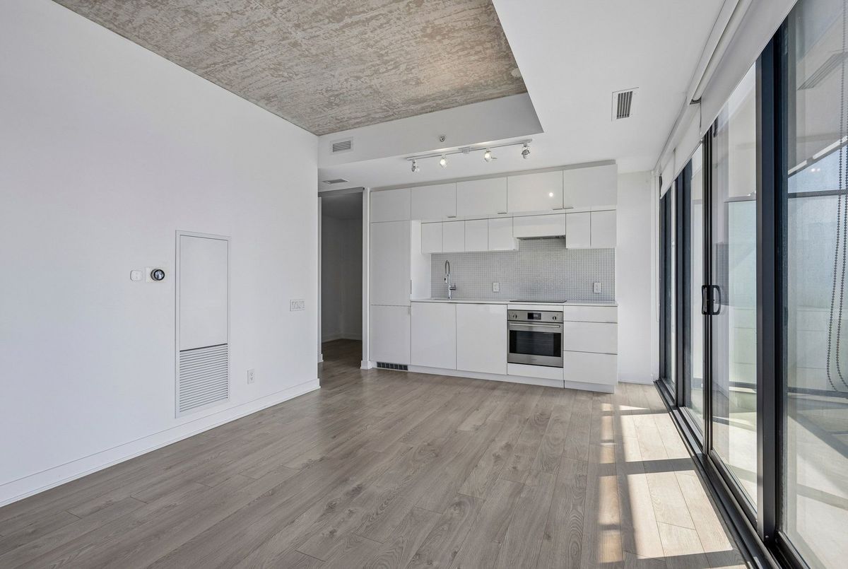 185 Roehampton Avenue Toronto 185 Roehampton Avenue Toronto
