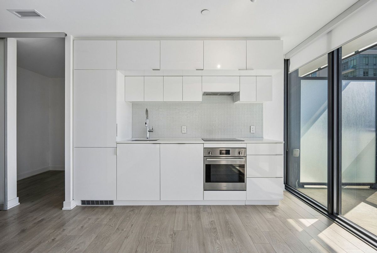 185 Roehampton Avenue Toronto 185 Roehampton Avenue Toronto