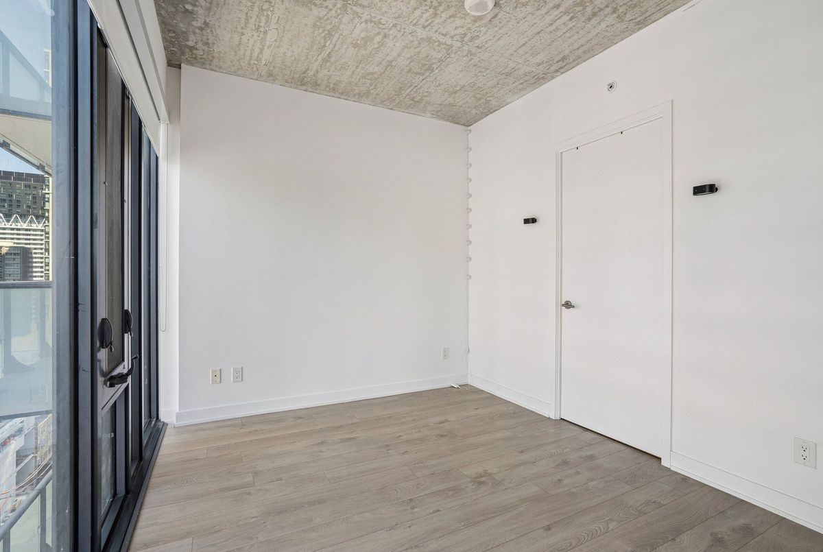 185 Roehampton Avenue Toronto 185 Roehampton Avenue Toronto