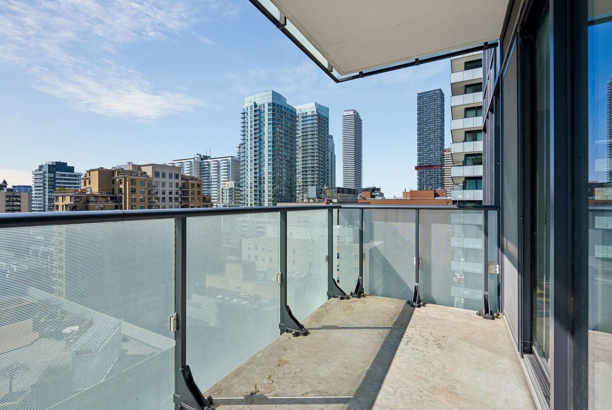 185 Roehampton Avenue Toronto 185 Roehampton Avenue Toronto