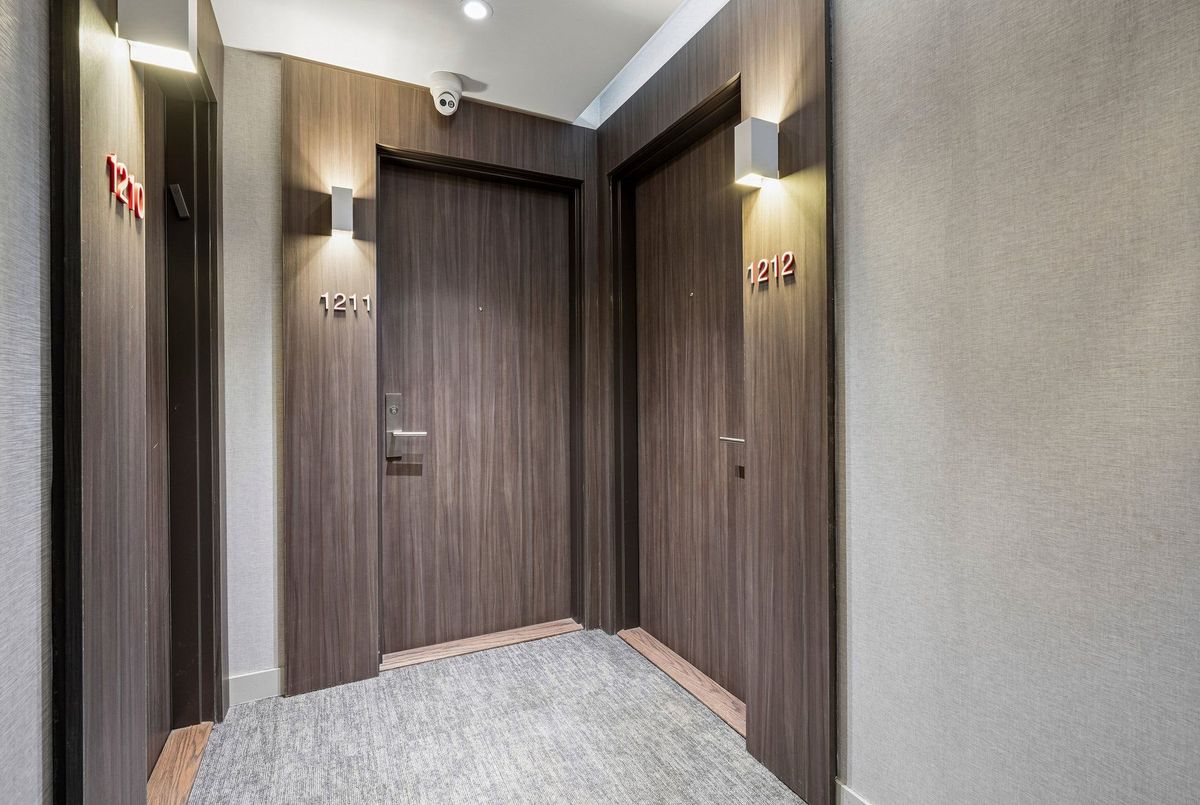 185 Roehampton Avenue Toronto 185 Roehampton Avenue Toronto