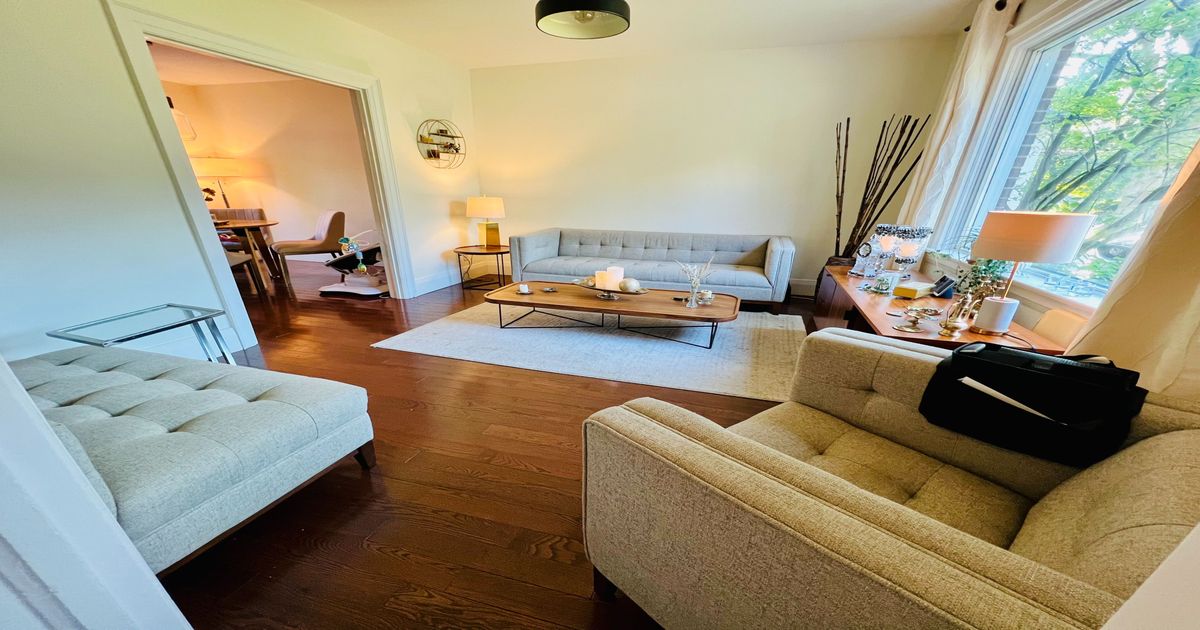 372 Roehampton Avenue Toronto