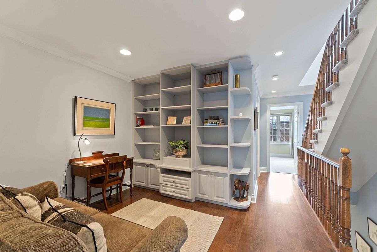 21 Castlefield Avenue Toronto 21 Castlefield Avenue Toronto