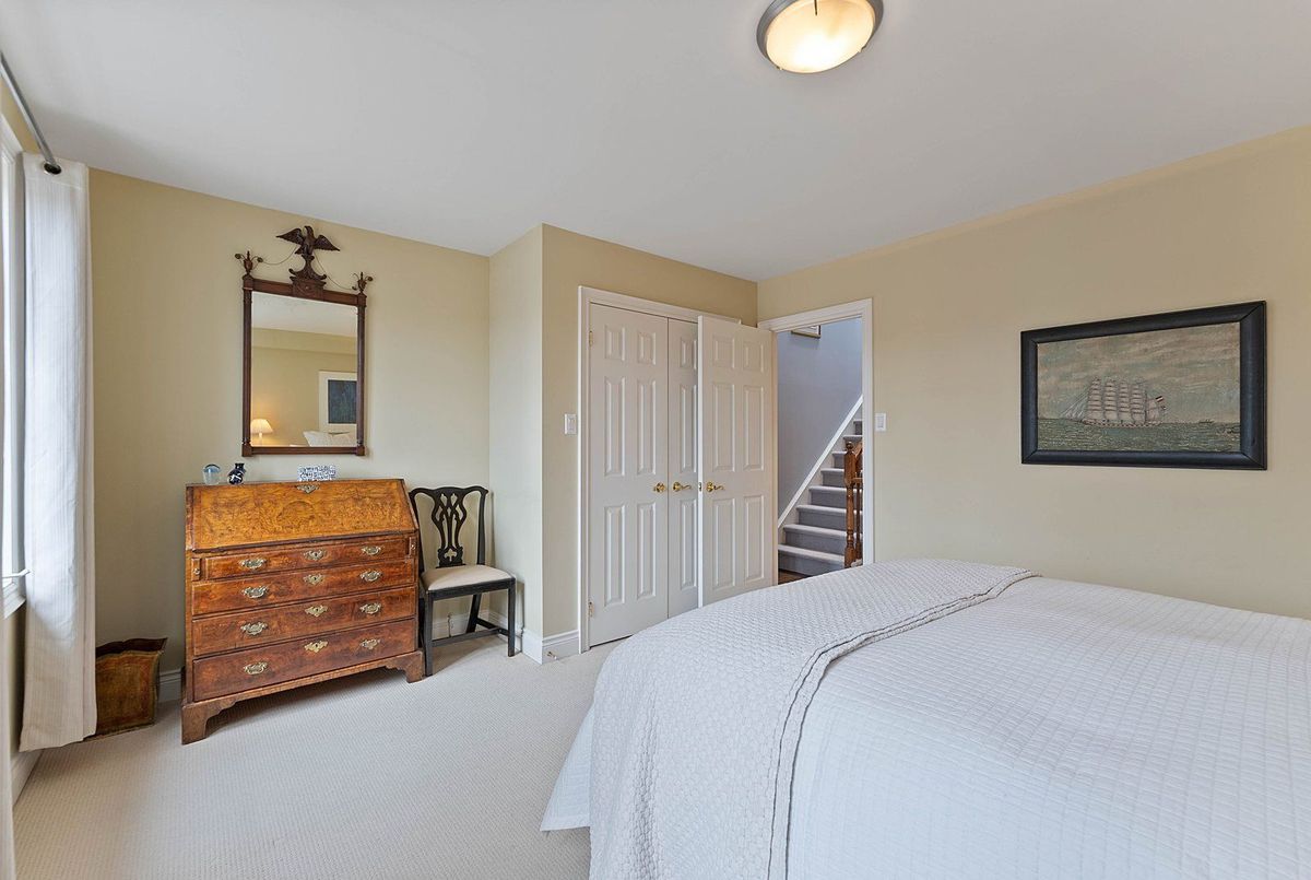 21 Castlefield Avenue Toronto 21 Castlefield Avenue Toronto