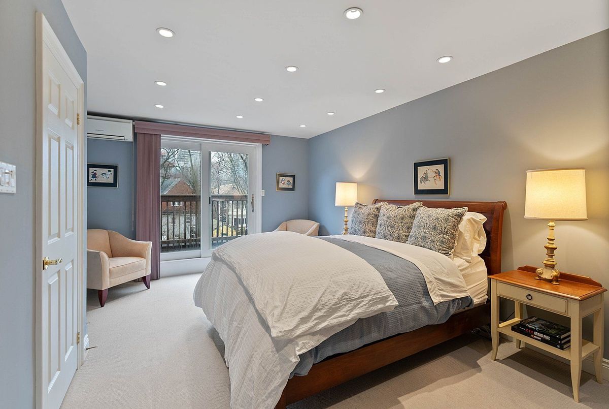 21 Castlefield Avenue Toronto 21 Castlefield Avenue Toronto