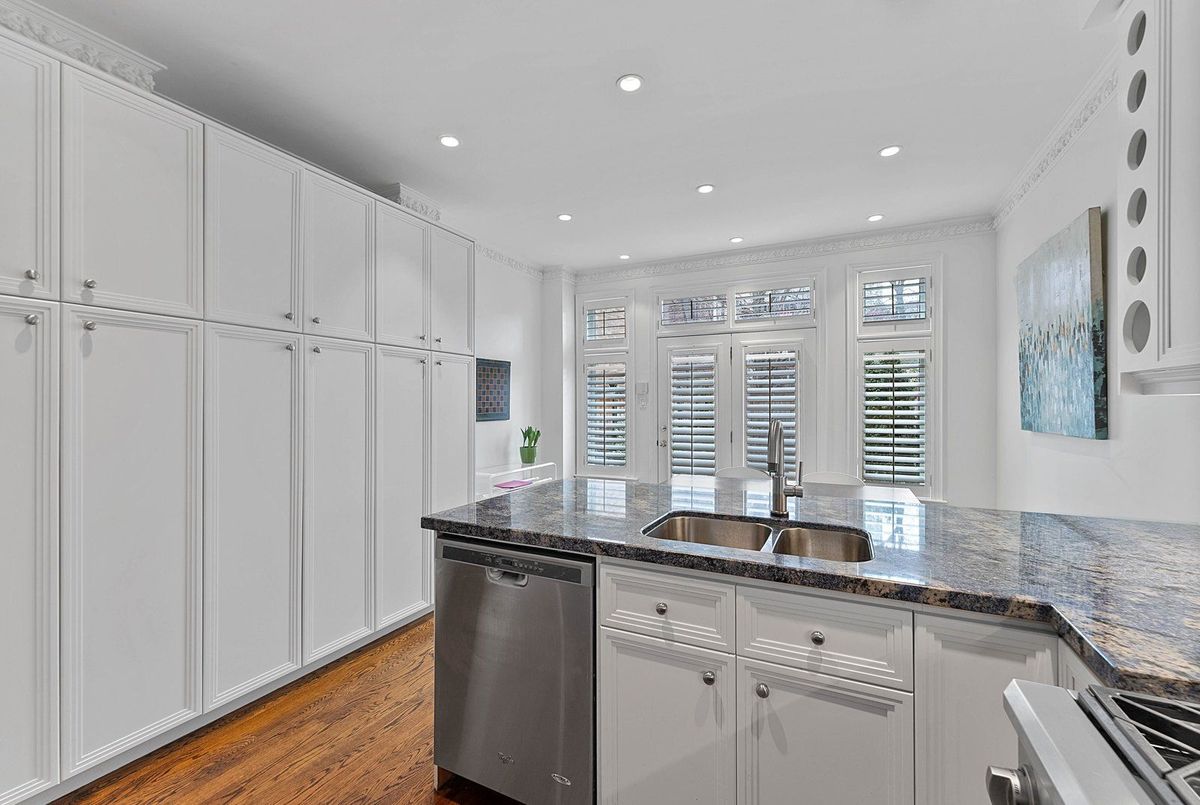 21 Castlefield Avenue Toronto 21 Castlefield Avenue Toronto