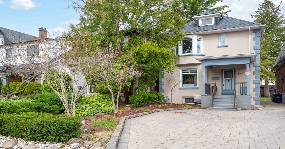 131 Pinewood Avenue Toronto