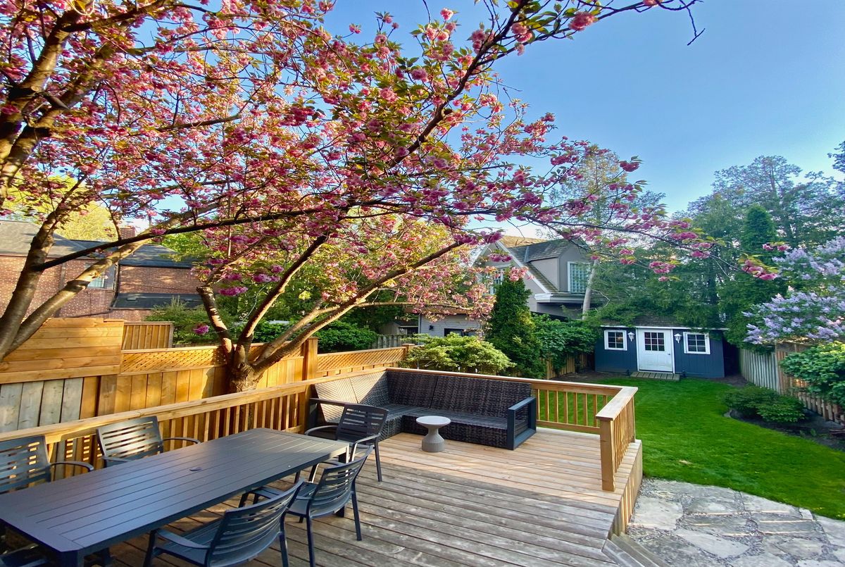 17 Otter Crescent Toronto 17 Otter Crescent Toronto