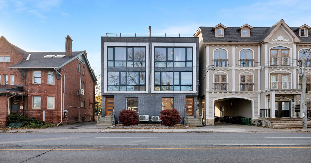 126 Spadina Road Toronto