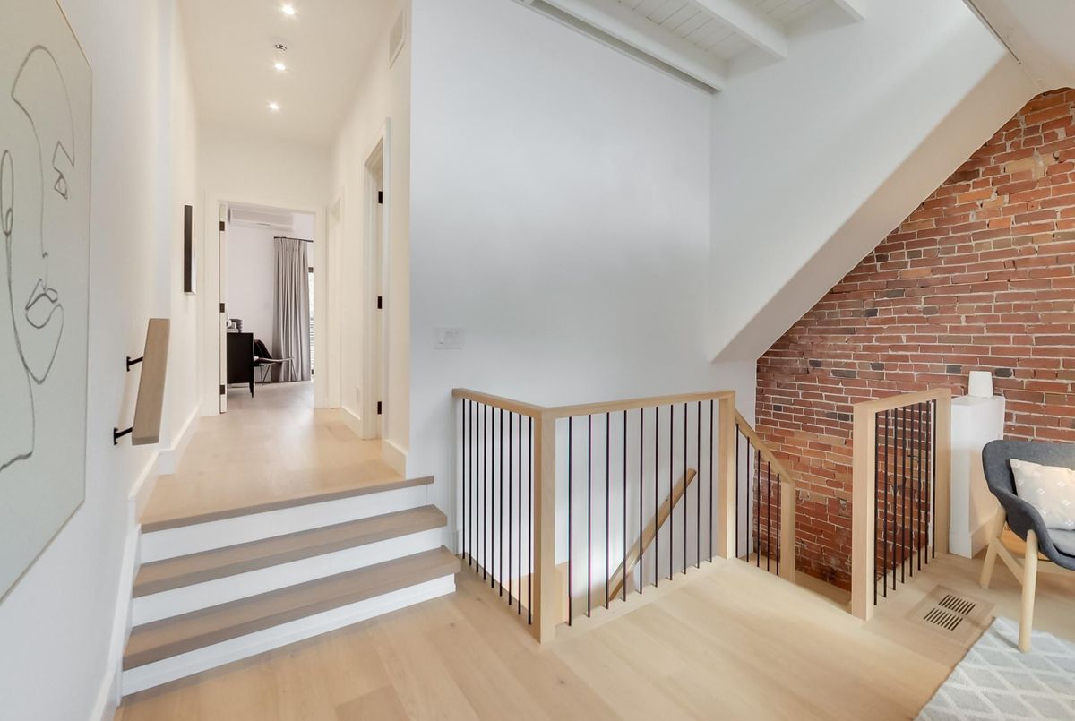 227 Howland Avenue Toronto 227 Howland Avenue Toronto