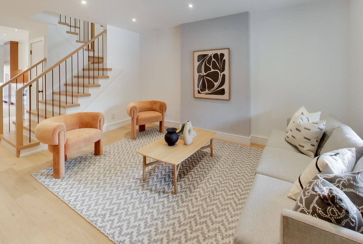 227 Howland Avenue Toronto 227 Howland Avenue Toronto