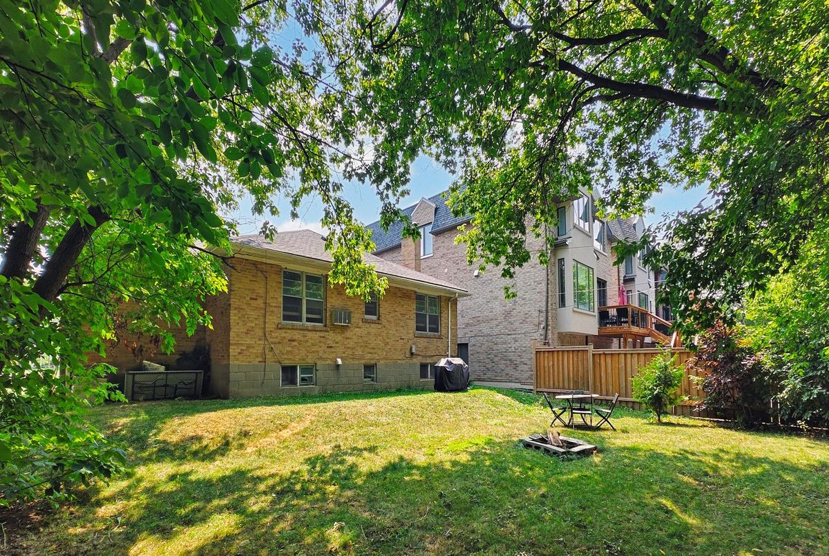 174 Caribou Road Toronto 174 Caribou Road Toronto