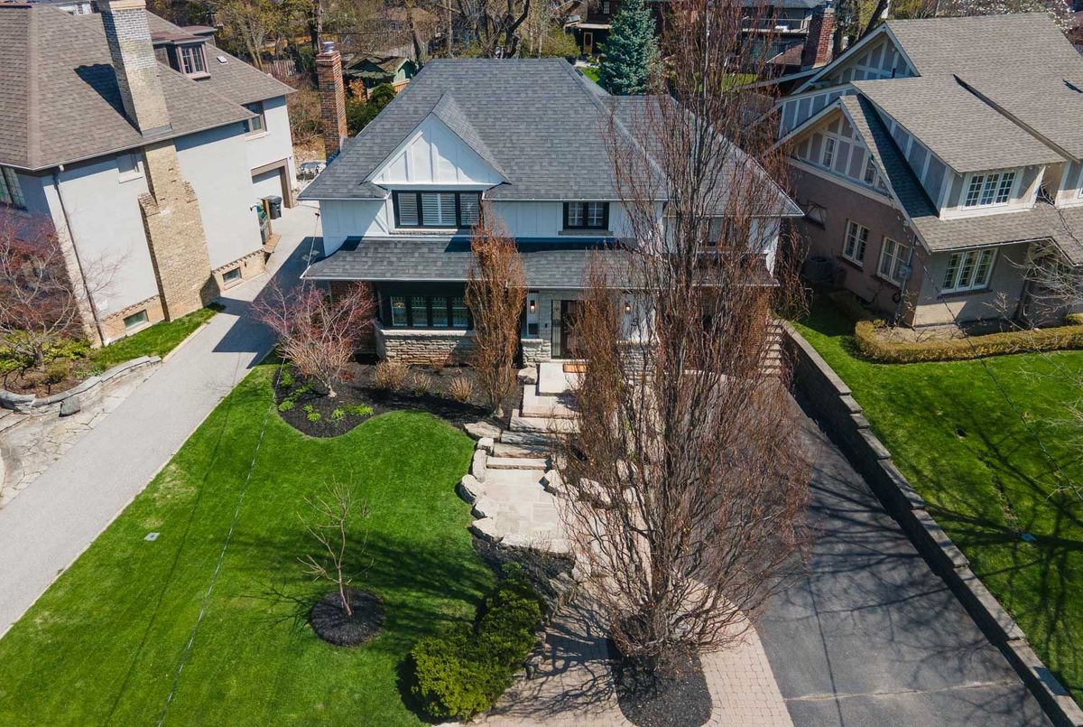 5 Lawrence Crescent Toronto 5 Lawrence Crescent Toronto