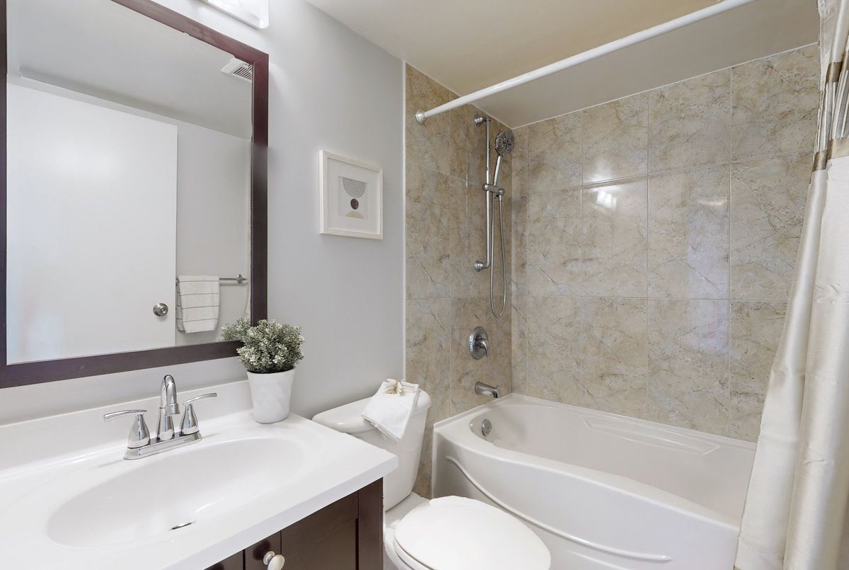 1131 Steeles Avenue W Toronto 1131 Steeles Avenue W Toronto